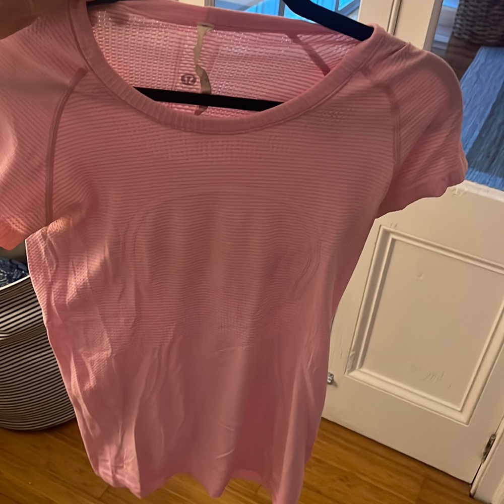 Lulu Lemon Athletic Tshirt